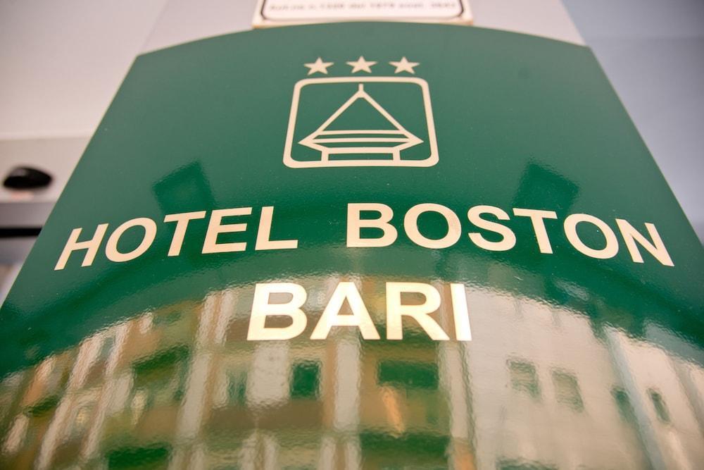 Hotel Boston Bari Bagian luar foto